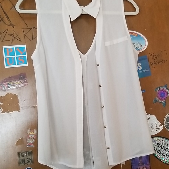 Sheer top - Picture 1 of 6